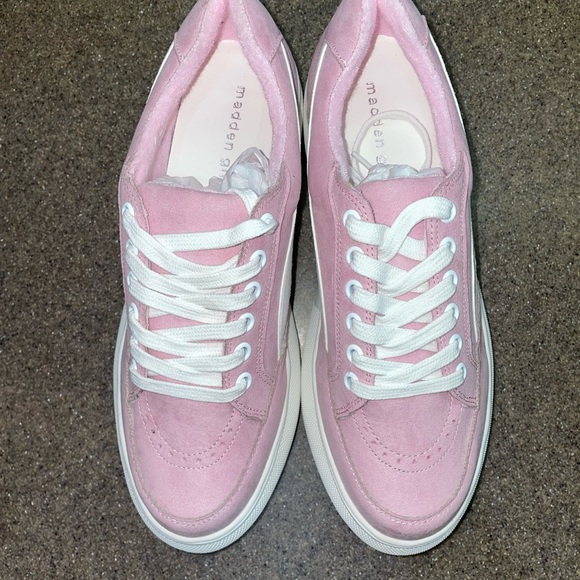 🆕Madden Girl “Ollie” Pink Lace Up platform Sneaker, Size 8.5 - Picture 9 of 14